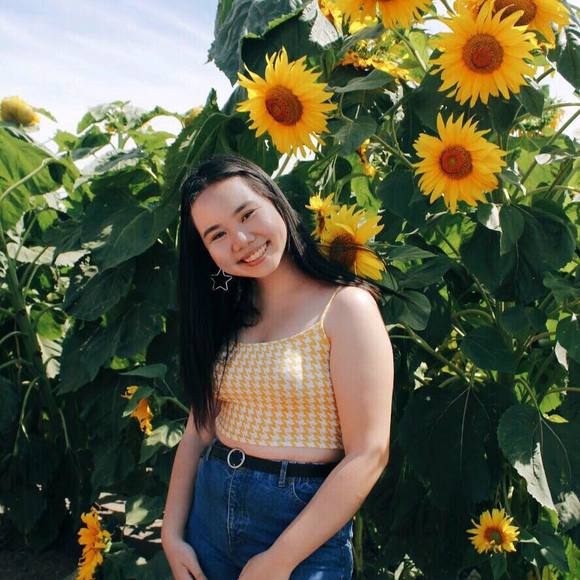 Meet your Posher, Cindy - Picture 1 of 1